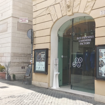 FOTO SHOPS Tasselli Cashmere Roma Rome